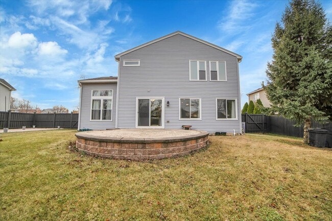Building Photo - 1758 Red Bud Rd
