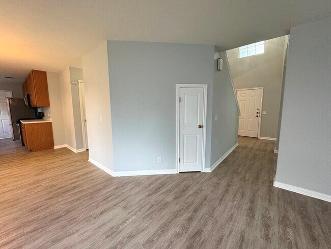 Building Photo - 1009 Rutgers Dr