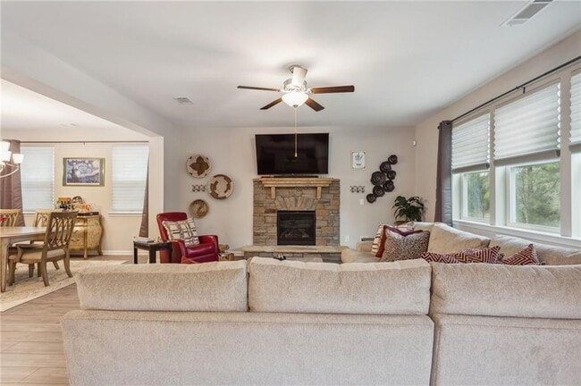 Building Photo - 4367 Waxwing St