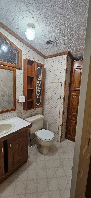 Building Photo - 404 N Washington St