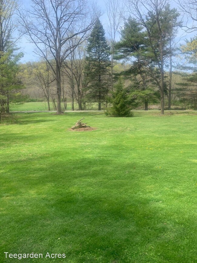 Building Photo - 3 br, 1 bath House - 4245 State Route 45