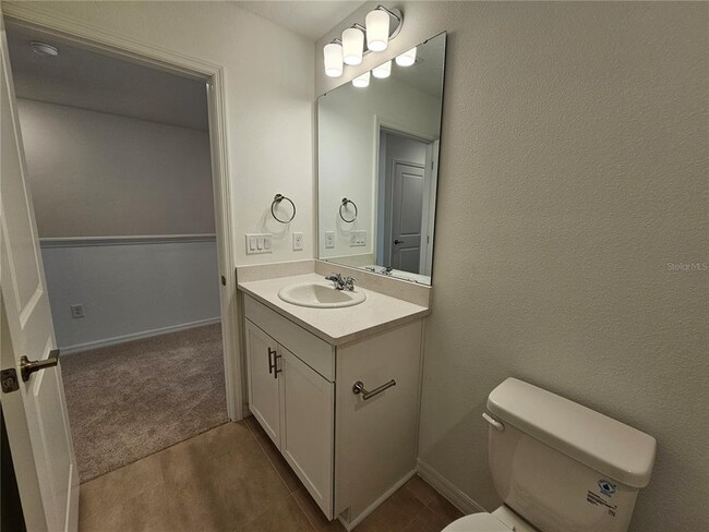 Building Photo - 15060 Cuzcorro Ct