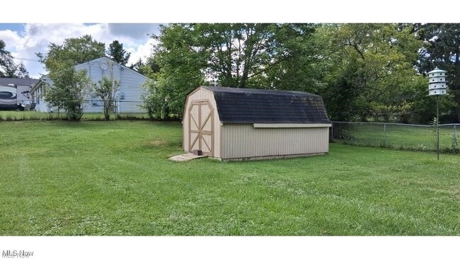 Building Photo - 558 Frost Rd