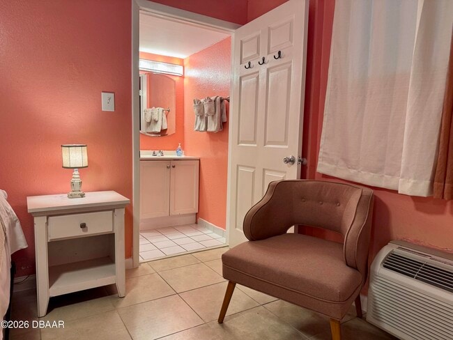 Building Photo - 935 S Atlantic Ave