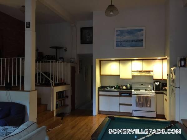 Building Photo - 108 Central St