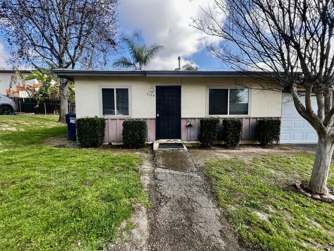 Building Photo - 9124 Rosedale Dr