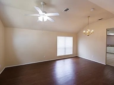 Building Photo - 2421 Collier Dr