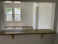 Building Photo - 2537 Vincent Ave
