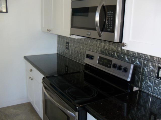 Building Photo - 3920 Riviera Dr