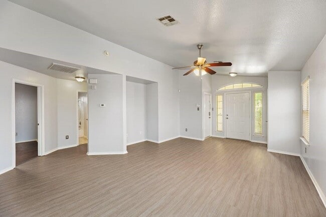 Building Photo - 12816 Dwight Eisenhower St