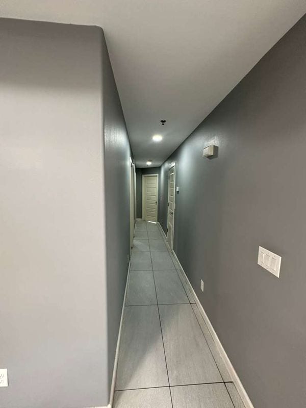 Building Photo - 1421 W Harrison Ave