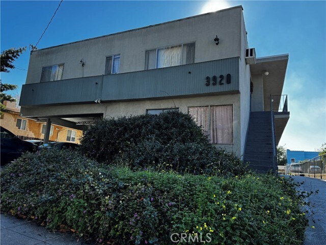 Primary Photo - 3920 Marathon St