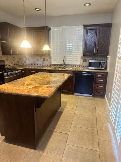 Building Photo - 4712 Brookside Cir