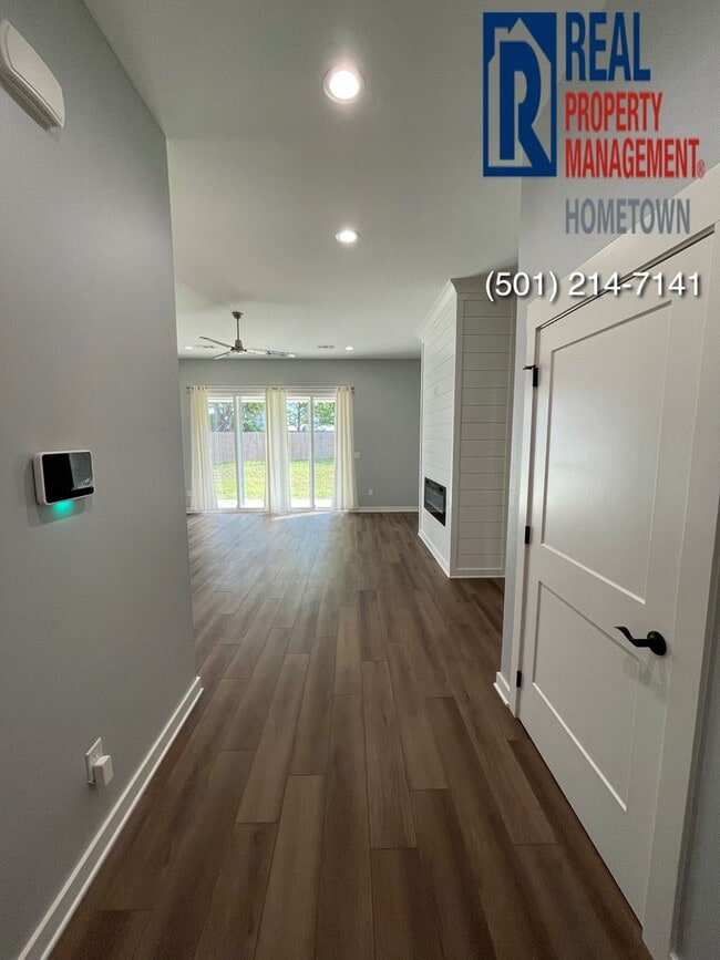 Building Photo - 1775 Hobbiton Cir