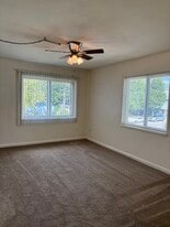 Building Photo - 506 Morse Ave