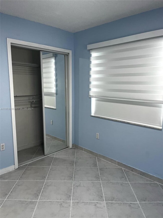 Building Photo - 13301 SW 25th Terrace