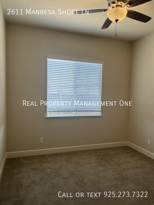 Building Photo - 2611 Manresa Shore Ln