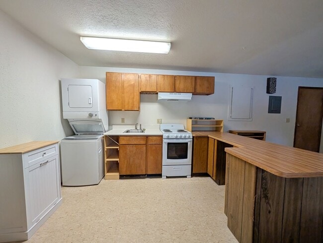 Building Photo - 284