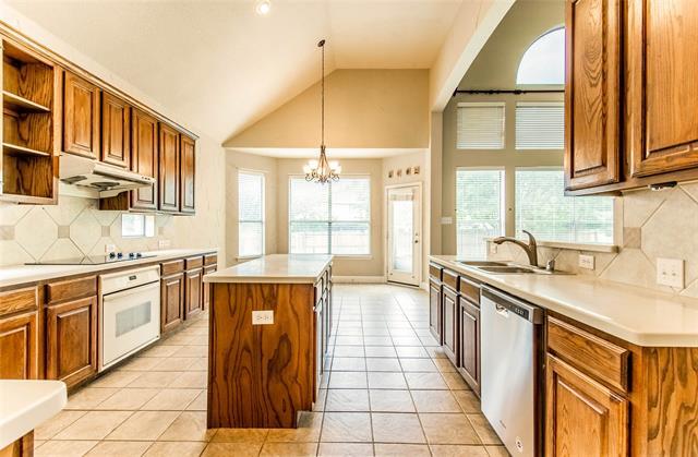 Building Photo - 310 Greenfield Dr