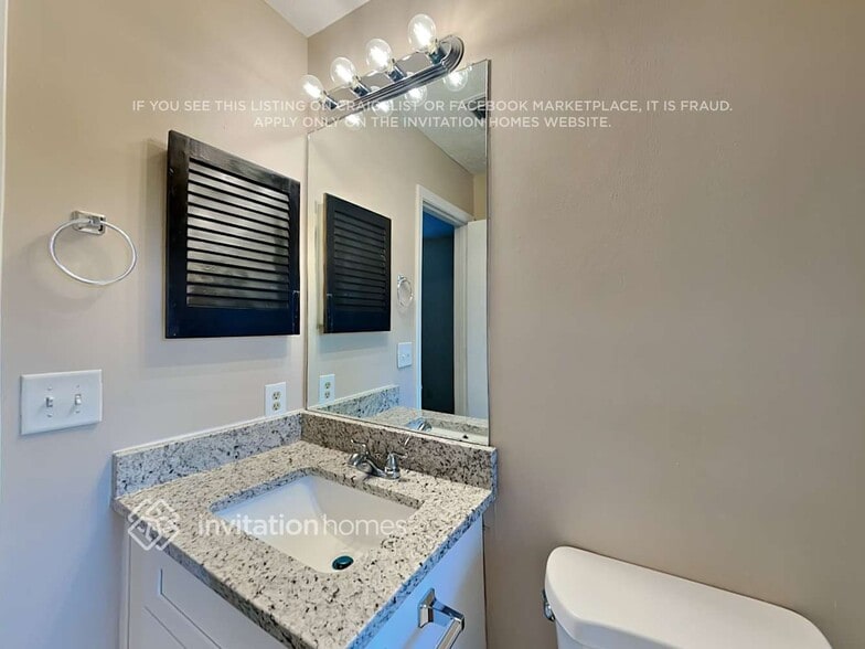 Building Photo - 245 Gemstone Pl