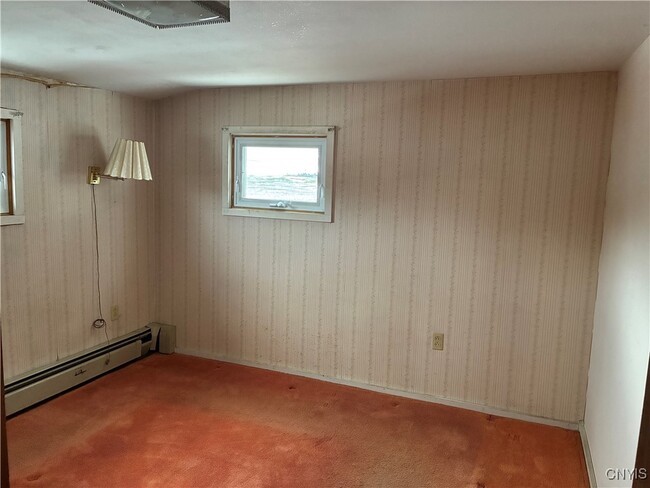 Building Photo - 7470 Perry Rd