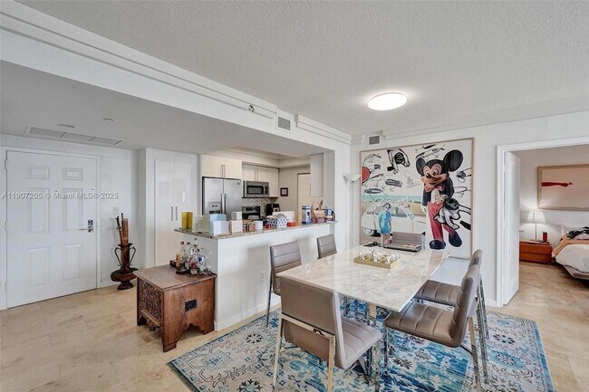 Building Photo - 19501 W Country Club Dr