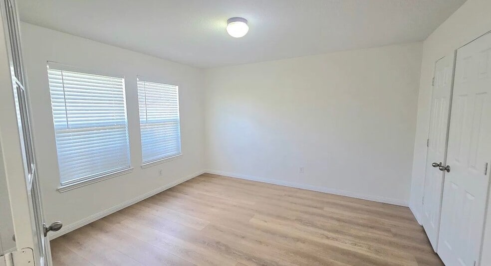 Building Photo - 1241 Kachina Ln