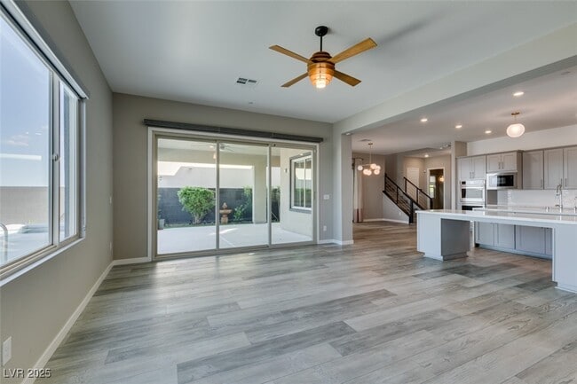 Building Photo - 2162 Sunset Valley St