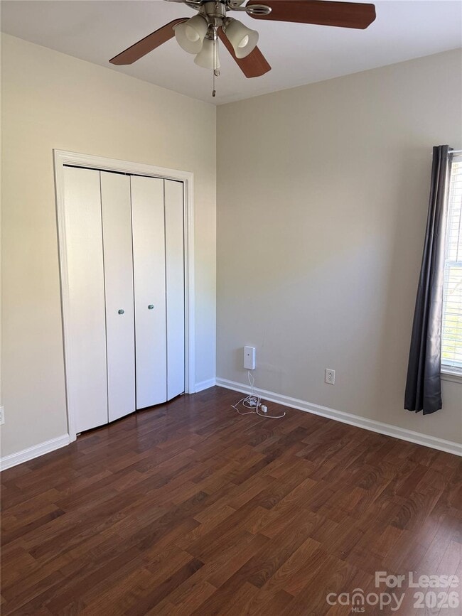 Building Photo - 8539 Albury Walk Ln