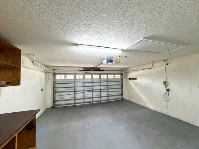 Building Photo - 227 Traditions Dr