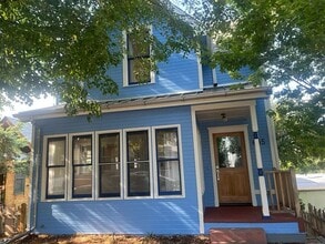 Building Photo - 635 Dewey Ave