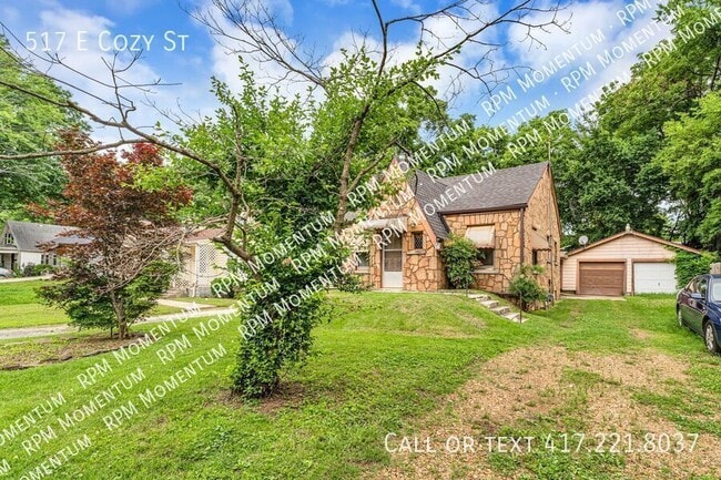 Building Photo - 517 E Cozy St