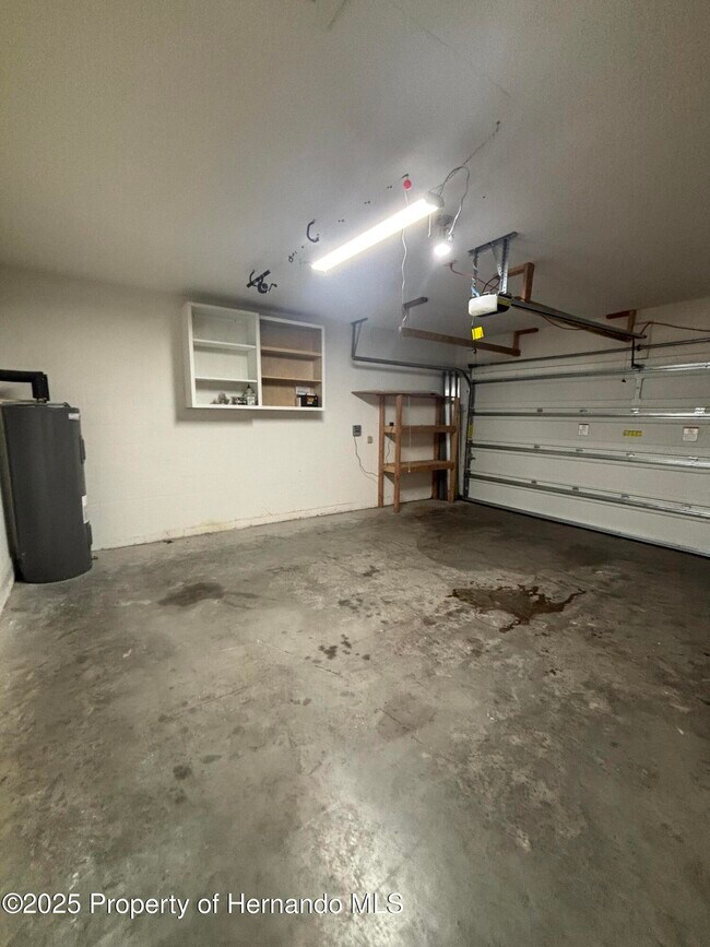 Building Photo - 1159 MacFarlane Ave