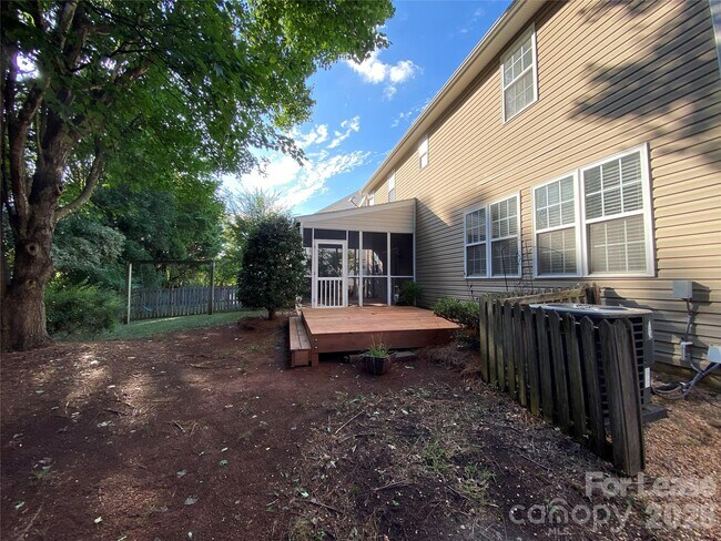 Building Photo - 9513 Wilson Hall Dr