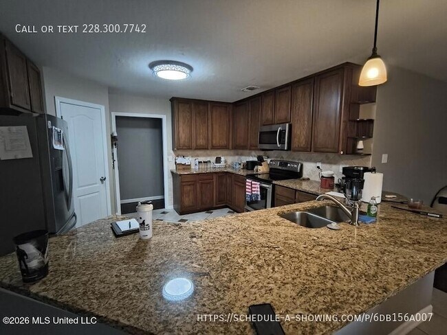 Building Photo - 14348 Atwood Cove