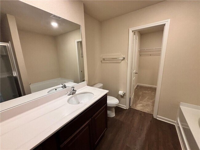 Building Photo - 160 Innis Brk Cir SW
