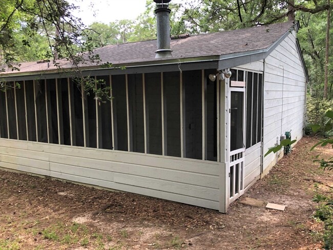 Building Photo - 3499 Bear Creek Rd