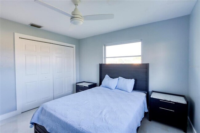 Building Photo - 2500 Rio Lisbo Ct