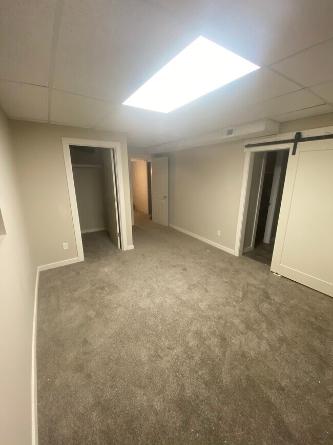 Building Photo - 928 4th Corso