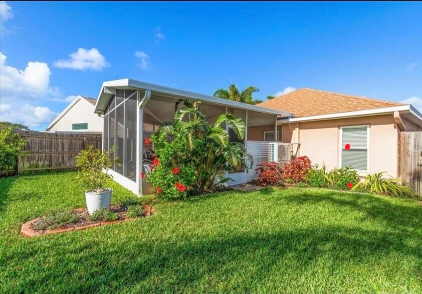 Building Photo - 12518 Midpointe Dr