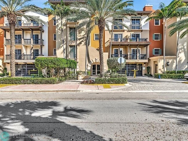 Building Photo - 4444 El Mar Dr