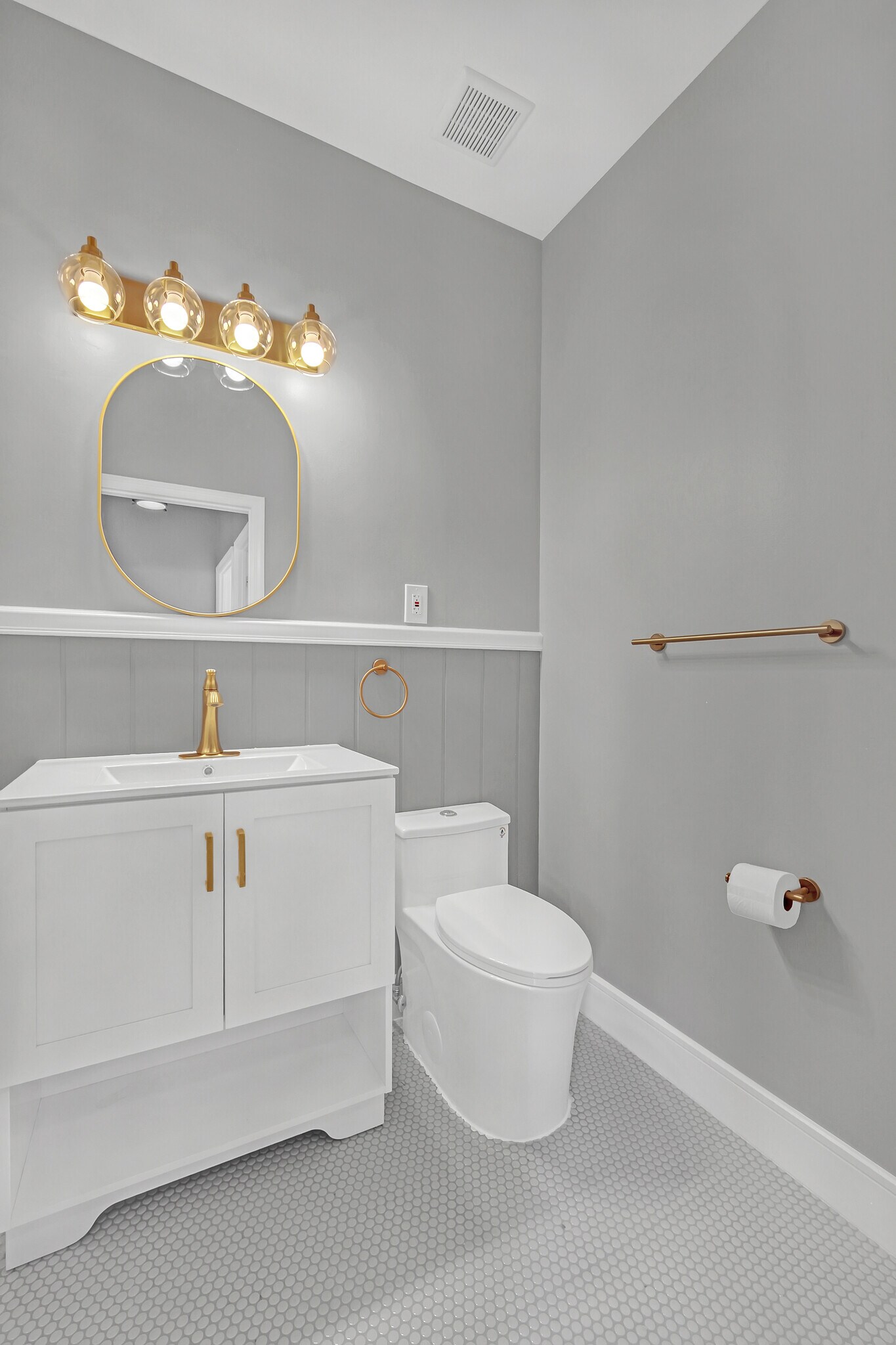 Half Bathroom - 253 Albany Ave