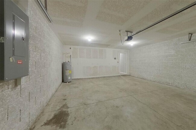 Building Photo - 9135 Aegean Cir