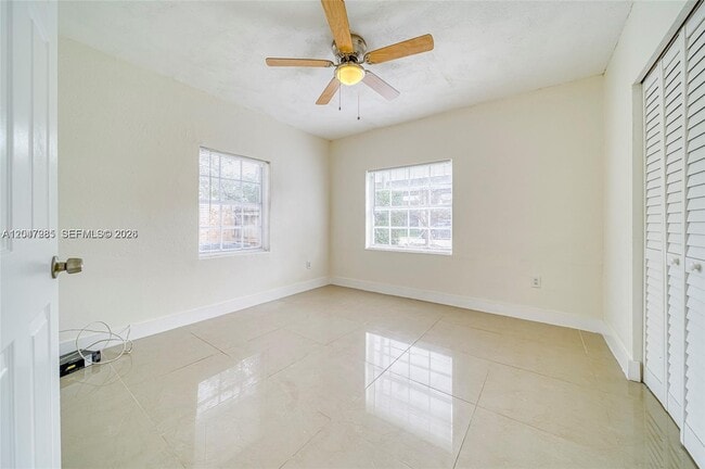 Building Photo - 1747 NW 40th St