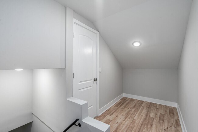 Building Photo - Beautifully Renovated 3 Bed/3.5 Bath Home in the Heart of Lawrenceville -  Available July!