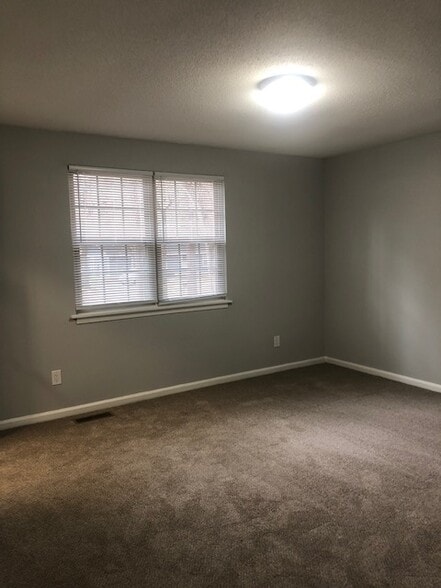 Building Photo - 516 Sherwood Ct