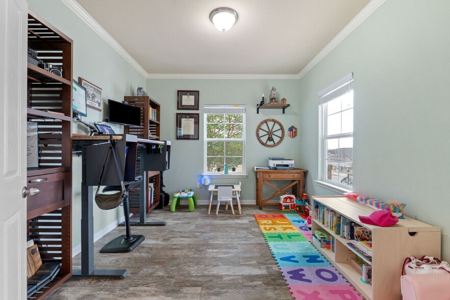 Building Photo - 9002 Summit Lk