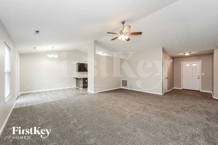 Building Photo - 257 Deer Creek Dr