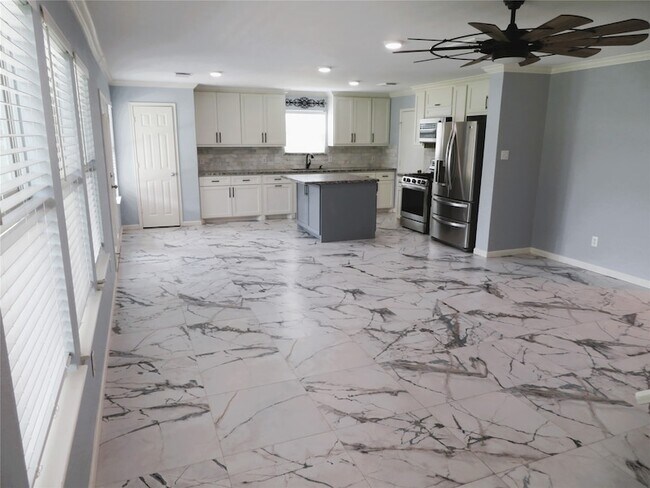Building Photo - 3834 Granite Springs Ln