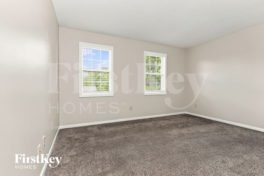 Building Photo - 8147 Autumn Ln